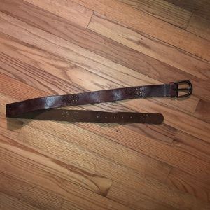 Women’s brown leather belt